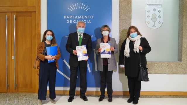 O Parlamento de Galicia edita unha unidade didáctica adaptada para persoas con autismo
